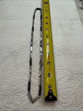 Source Unknown Black and Silver Men's Link Necklace